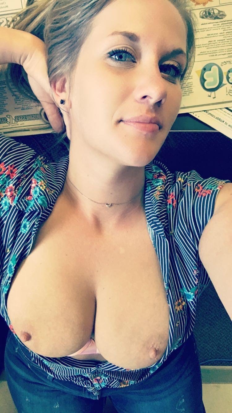 perkyIvy from Kirklees,United Kingdom